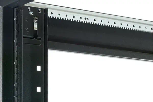 APC NetShelter SX 42U Rack autonome Noir - Rack et Armoire - visuel 8