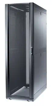 Comparaison APC NetShelter SX 48U Rack autonome Noir