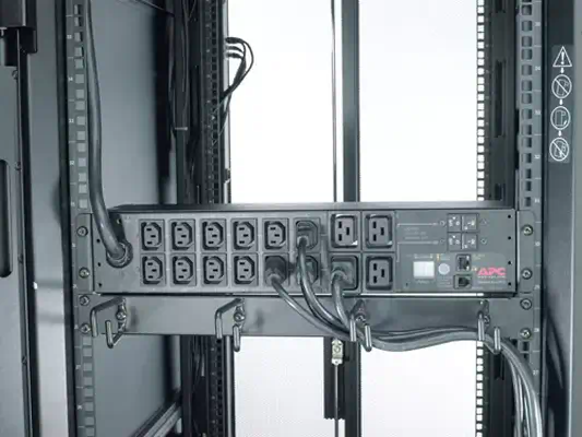 APC NetShelter Metered Rack PDU - Prises mesurées - 7400 VA - 2U - 32A - Rack et Armoire - visuel 4