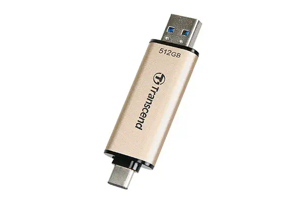 Transcend JetFlash 930C lecteur USB flash 512 Go Transcend - visuel 1 - hello RSE - Des vitesses de transfert inégalées