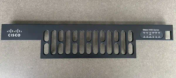 Cisco ACS-4450-BEZEL= accessoire de racks Façade - Accessoire Réseau - visuel 1