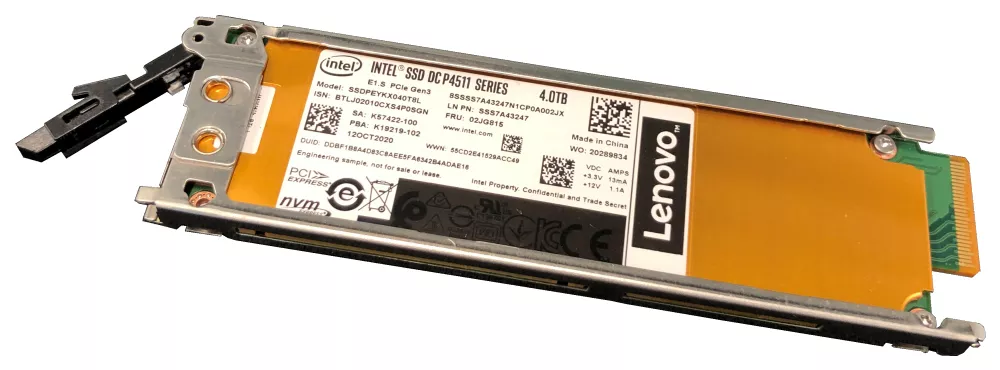 Revendeur officiel Disque dur SSD Lenovo 4XB7A17198