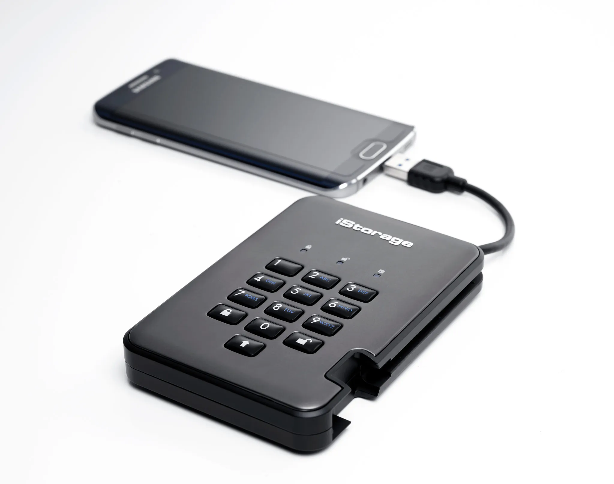 diskAshur PRO2 256-bit 8TB USB 3.2 secure encrypted solid-state drive IS-DAP2-256-SSD-8000-C-G - iStorage - Disque dur SSD - visuel 6