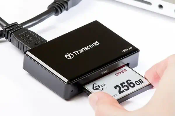 Transcend CFast 2.0 USB3.0 lecteur de carte mémoire USB 3.2 Gen 1 (3.1 Gen 1) Noir - Accessoire Stockage - visuel 3