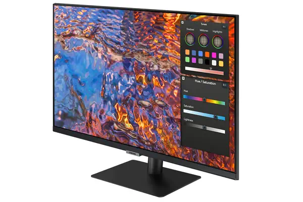 27" ViewFinity S8 S80PB UHD Monitor Samsung - visuel 1 - hello RSE - Un hub ultime pour une utilisation polyvalente